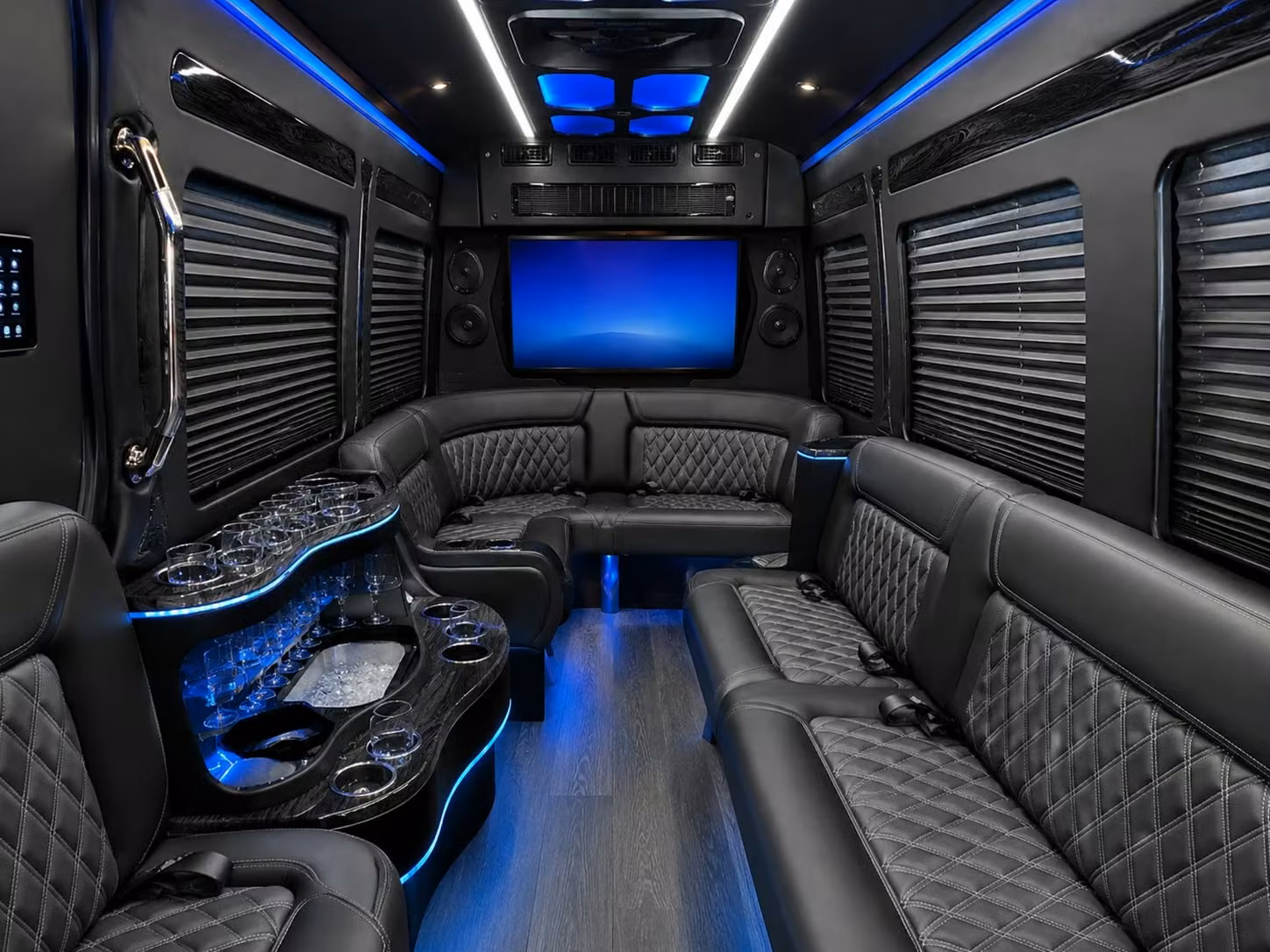finding the right bus size for your costa mesa wedding guest shuttle