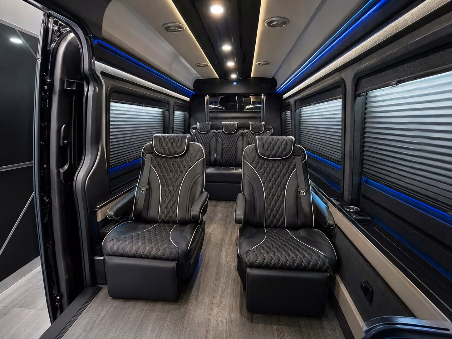 with one quick form corporate groups in costa mesa can lock in airport transfers fast